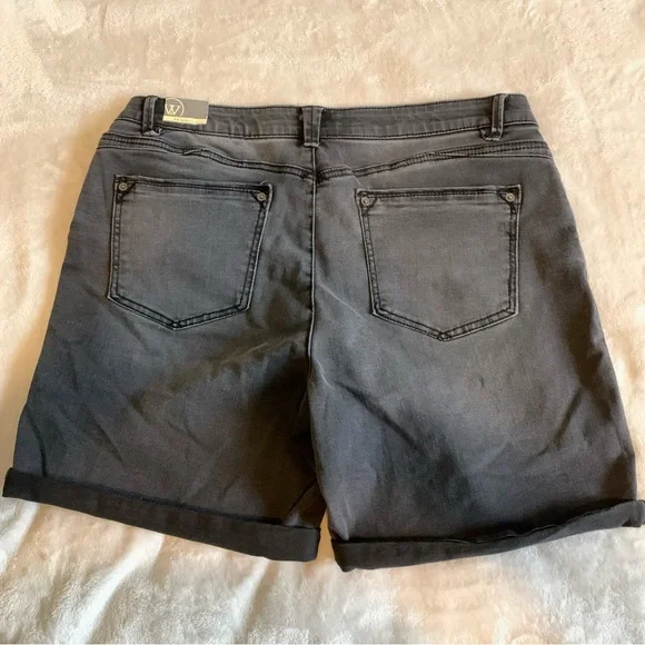 WIT & WISDOM 'Ab'Solution Roll Cuff Denim Shorts in Black Size 14 - Picture 5 of 15